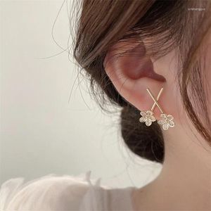 Stud Earrings Women's Luxury Cubic Zirconia Flower Earring Delicate Vintage Exquisite Charm Jewelry Trendy Romantic Jewellery