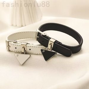 Designer leather bracelets for mens inverted triangle black bangle with letters 2 colors silver plated hardware simple party jewelry ornament zf075