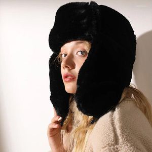 Berets Mulheres Inverno Engrossado Gorro Quente Russo Caps Moda Ushanka Earflap Chapéu Piloto Meninas Tendência Bomber Ajustável