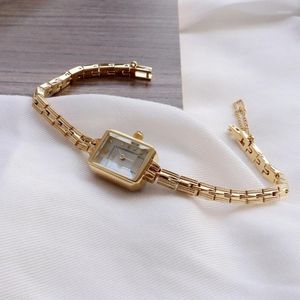 Relógios de pulso Simples Temperamento Mãe de Pérola Pequeno Dial Estilo Literário Estudante Pulseira Relógio Feminino Branco para Meninas Designer