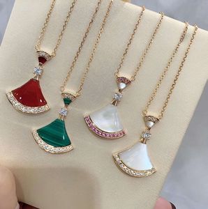 New brand designer necklace for women fashionable and charming fan shaped 18k gold pendant high-quality