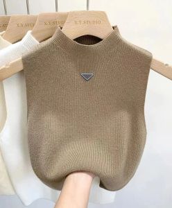 Designer väst tröja kvinnor västar tröjor vår faller lös bokstav rund nacke pullover stickad västmäster ärmlös väst toppmästercoat jumper kvinna plus storlek