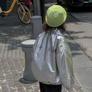 Down Coat Children Handsome Cool 2023 Autumn and Winter Fashionable Boy Korean Style Shiny Silver Letter Loose Kids 231016