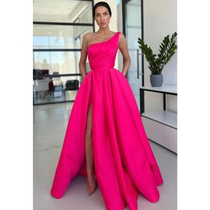 Fuchsia veckade en linje en axel festklänningar ärmlösa kvinnor prom klänningar aftonklänningar golvlängd vestidos