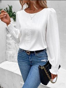 Kvinnors blusar Elegant pendlingskontor Lady Shirt Top Fashion White Lace Autumn Long Sleeve O Neck Basic T-Shirt Topps Blus For Women