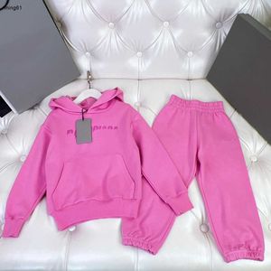 brand fashion suits for boy girl baby Tracksuits Sets Size 100-150 CM 2pcs Large abdominal pocket decoration hoodie and sports pants Sep20