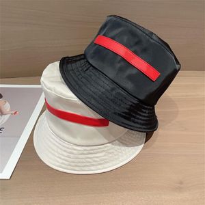 Moda Kova Şapkası Tasarımcı Erkek Kadın İçin Sıradan Kapak Yeni Yaz Balıkçı Şapkaları Düz ​​Mektup Çizgili Kapaklar Beyaz ve Siyah Top Qualit219D