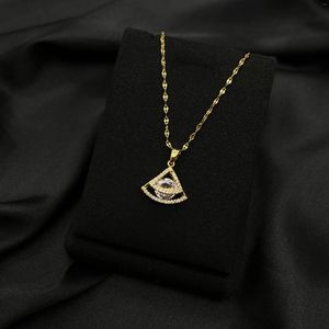 Collane con ciondolo MANDI Collana placcata in oro a doppio strato a quarto di giro Collana di gioielli da donna di lusso Regalo Catena di clavicola non sbiadita 18k