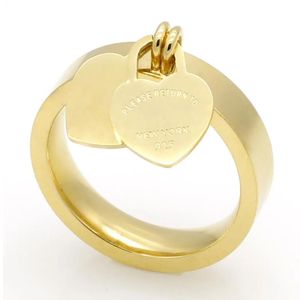 ashion Jewelry 316L Titan vergoldete herzförmige Ringe T-Buchstabe Buchstaben Doppelherz Ring Damenring für Frau