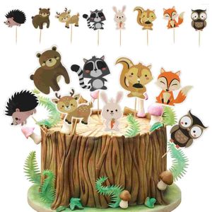 お祝いのサプライ24 PCSベビーデコーケーキ装飾クリエイティブピックペーパーカップトッパー木製カップケーキの装飾品森林動物の形