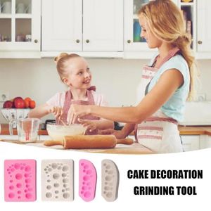 Bakeware Aletleri Kek Fondan Silikon Kalıp 3D Kabarcık Top Şekilli Çikolata DIY kurabiyeleri Şeker El Sanatları Cupcakes Dekorasyon Aracı