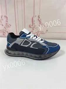 2023 Hot Luxury Designer scarpe sportive alla moda da uomo e da donna, bianco nero, scarpe con la suola spessa retrò casual, trasportare e allacciare i lacci delle scarpe jsml230508