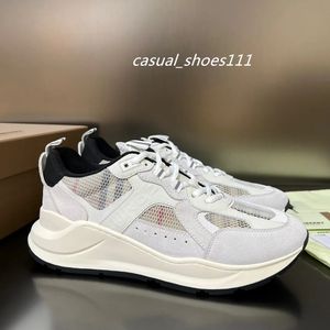 2023 Hot Luxury Low Top For Men Red Botts Trainers White äkta lädersport klackar lägenheter sneakers löpare körskor Skodon avslappnade skor