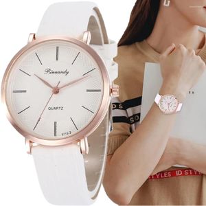 Wristwatches Fashion 2023 Ultrathin Girls' Minimalist Scale Brand Quartz Watch Selling Women Whites Leather Women's Clock Wristwatch
