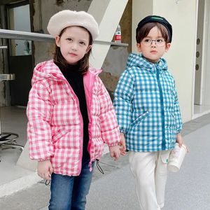 Casaco para baixo jaqueta infantil meninas e meninos outono inverno moda coreana xadrez dinossauro com capuz solto básico casual outwear 231016