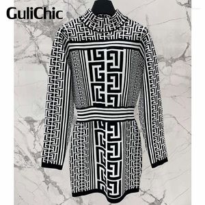 カジュアルドレス7.5グリチック女性バックジッパースタンドカラー長袖幾何学的なスリムパッケージヒップドレス
