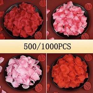 Dekorativa blommor 500/1000 PC: s konstgjorda rosenblad Blomma Silk för Valentine Day Wedding Decoration