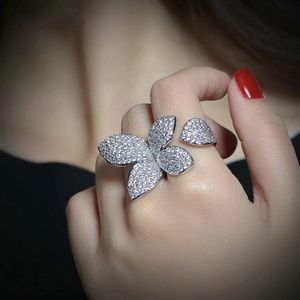 Vintage Flower Leaf Ring Pave Setting Diamond CZ Sona Stone 925 Sterling Silver Party Wedding Band Rings for Women Finger Jewelry324C