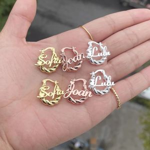 Hoop Huggie 3UMeter Kid Custom Name Earrings Twist 18mm Cute Personality Letter Small Mini Hoop Earring Girl Gift 231016