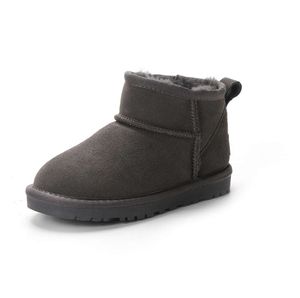 Botlar Çocuk Botları Avustralya Snow Boot Tasarımcı Çocuk Ayakkabı Kış Klasik Ultra Mini Botton Bebek Kız Kız ayak bileği patik çocuk kürk süet43