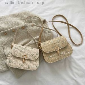 Cross Body Fashion Lace Flower Shoulder Crossbody Bag Straw Summer Beach Bag Ladies Handmade Woven Brand Designer Handbag Forcatlin_fashion_bags