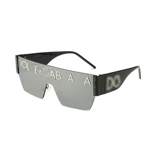 Lyxiga solglasögon Mens Designer Solglasögon Högkvalitativ glasögon Mens Glassar Kvinnor Sun Glass Gift UV400 Lens unisex med Box Fashion Paty AA