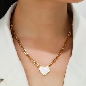 Chokers Stainless Steel Necklaces Fine Sweet Heart Shell Pendant Paper Clip Chain Kpop Choker Ladies Necklace For Women Jewelry Gifts 231016