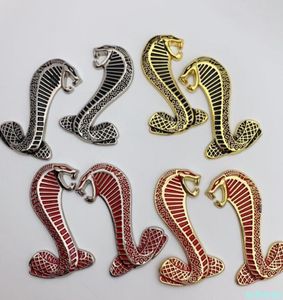 3D Metal Mustang Snake Cobra Logo Emblem Odznaka Koktajle samochodowa Fender Boczna naklejka dla Forda Mustanga Shelby GT8893922