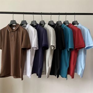 23SS Tasarımcı Giysileri CP Polos En Kalite Erkek Tişörtler Sıradan Kadın Gömlek Hip Hop Tees Kısa Kollu Çiftler Rozet Moda Tshirt ile Polos 8 Renk Asya M-XXL