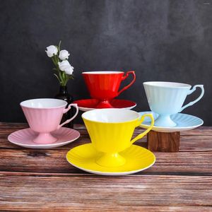 Xícaras Pires Tangshan Jiayin American Cerâmica Colorida Copo e Prato Multi Color Porcelana Presente Conjunto Osso Café