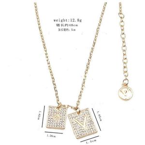 23ss 20style Women 18K Gold Plated Pendants Necklaces Brand Designer Choker Chain Letter Necklace Wedding Jewelry Fashion Accessor250I