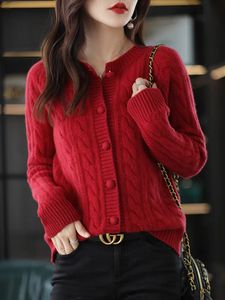 Kvinnors stickor Tees Wool Cardigan Ytter 100 Pure Loose Round Neck Twist Sweater Spring and Autumn Style Top Coat 231016