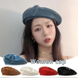 Berretti Cappello berretto da donna in pelle brillante Versione coreana Ragazza Berretto da pittore retrò letterario britannico Cappelli ottagonali