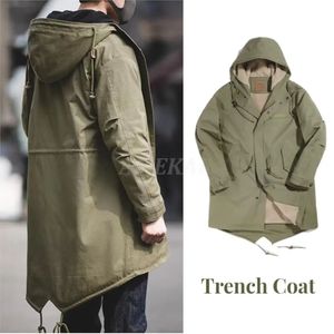 Piumino da uomo Parka 2023 Cappotto di cotone a coda di pesce con cappuccio spesso Plus Parka in velluto Giacca verde militare Giacca a vento Autunno inverno Uomo Trench 231017