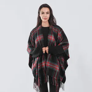 スカーフのファッション格子縞のケープショール秋と冬の外側のマントと暖かいアクリルカシミアタッセルポンチョの女性を維持する