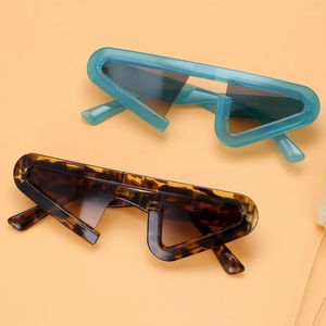 Óculos de sol 56178 Irregular Mulheres Marca Designer Quadrado Goggle Homens Estranhos Óculos de Sol UV400 Moda Eyewear