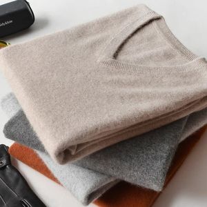 Herrtröjor Wool Cashmere Sweater Vneck Sticke Pullover Autumn Business Casual Classic Loose Bottoming Shirt High Quality 231016