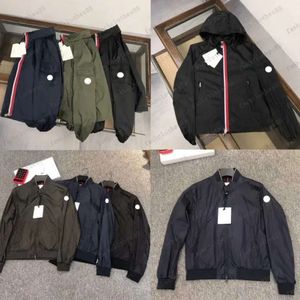 Deigner Windbreaker Men Kurtka z kapturem lekka ochrona ONZ OTRZYMANIE PRING PRING UMMER JUSZCZANA Ramię ramię NFC Franchen Sen