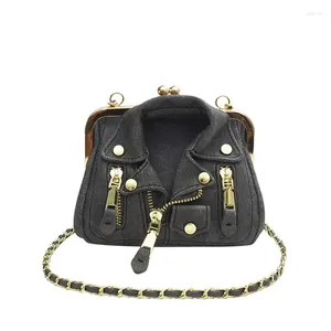 Kvällspåsar Fashion Punk Chain Strap Clip Clutch Shoulder Bag Trendy Rock Biker Purses Designer Jacket Shape Handbags