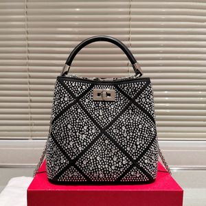 borsa firmata borsa a tracolla da donna Borsa di lusso con catena di diamanti Borse da donna di lusso in pelle Moda femminile con sacchetto per la polvere