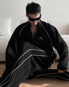 メンズジャケットデザイナー刺繍レターロゴブラックジャケットコートホワイトラインカジュアルセット男性と女性のユニセックスルーズパンツスポーツセット