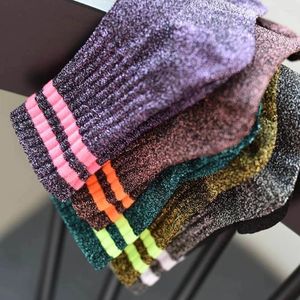 Kvinnors strumpor stripe glitter för mode harajuku filigran strumpor kvinnlig underkläder glänsande ljusa siden lös tjej streetwear