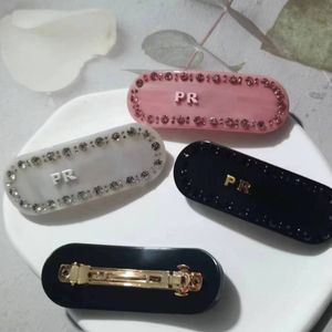 Women Letter Crystal Hair Clip 3 Colors Letter Barrettes Fashion Hair Accessories for Gift Party