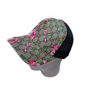 Yeni Tasarımcılar Erkek Beyzbol Kapakları Marka Tiger Kafa Şapkaları Bee Snake Burberr İşlemeli Kemik Erkekler Kadınlar Casquette Sun Hat Gorras Spor Kafa B-8