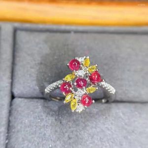 Pierścienie klastra Naturalne płonące rubinowe pierścionek kwiatowy Real 925 Srebrny Srebrny Fashion Urocza biżuteria ślubna dla kobiet meibapjfs