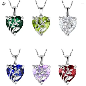 Halsketten mit Anhänger für Damen, Glaskristall-Herz-Halskette, Metallkette, Halsschmuck, verziertes Accessoire, verschiedene Farboptionen, Damenmode
