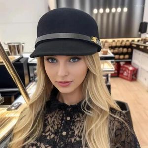 Berretti Cintura in metallo Cappello da equitazione in lana Cappelli stile Fedora Autunno Inverno da donna Berretto alla moda britannico All-match Alla moda Sboy Knights