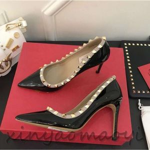 2023ss Luxury Designer Letter Bow Knot High Heel Shoes Women Runway Pointed Toe Low Woman Gladiaor Sandals Lady Brand Mesh Flat embroider