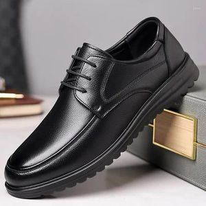 Модельные туфли Кожаные мужские туфли на высоком каблуке Летняя официальная одежда Деловая повседневная обувь с мягкой подошвой Черная свадебная обувь Интервью