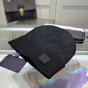 Designer clássico inverno gorro masculino e feminino design de moda bonés de malha outono chapéu de lã carta jacquard unisex quente crânio bonés 10888